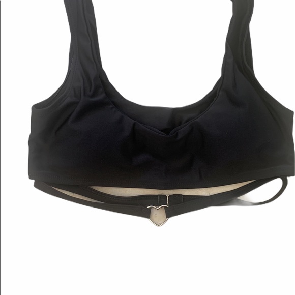 - Heart ❤️ black bikini - Picture 2 of 4